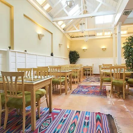 杰拉勒苏尔坦特级酒店