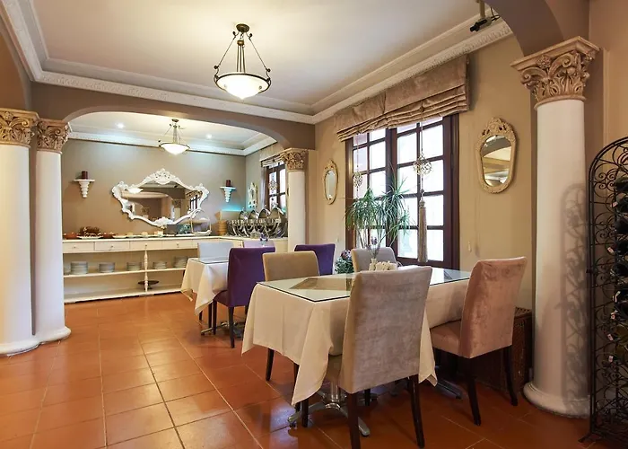 Celal Sultan Special Class Hotel 4*