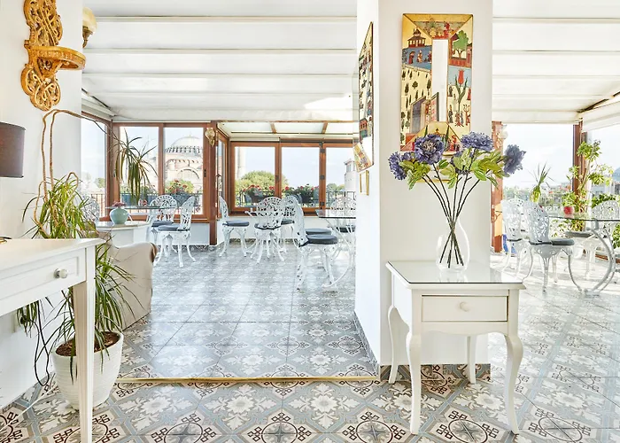 Hotel Celal Sultan Special Class 4*